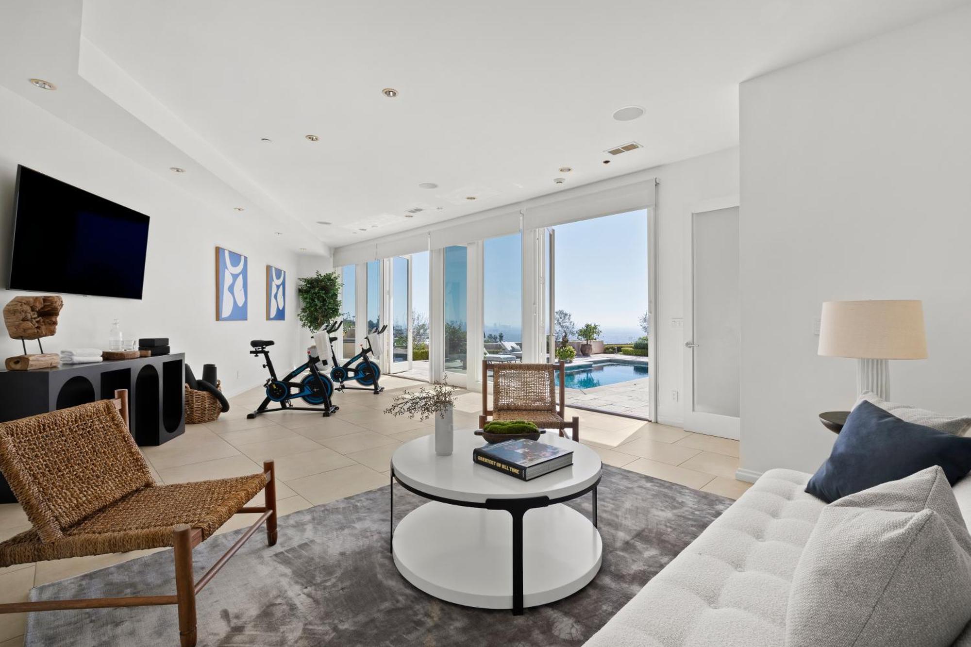 Trousdale Grand Villa Los Angeles Exterior photo